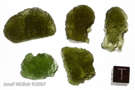 Moldavite, fine museum quality, lot of 5 pcs. with a total mass:32g